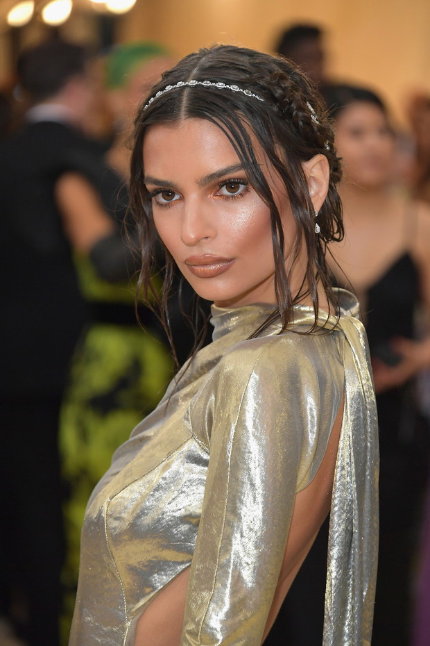 Emily Ratajkowski
