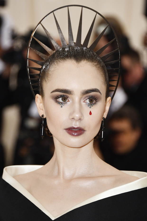 Lily Collins