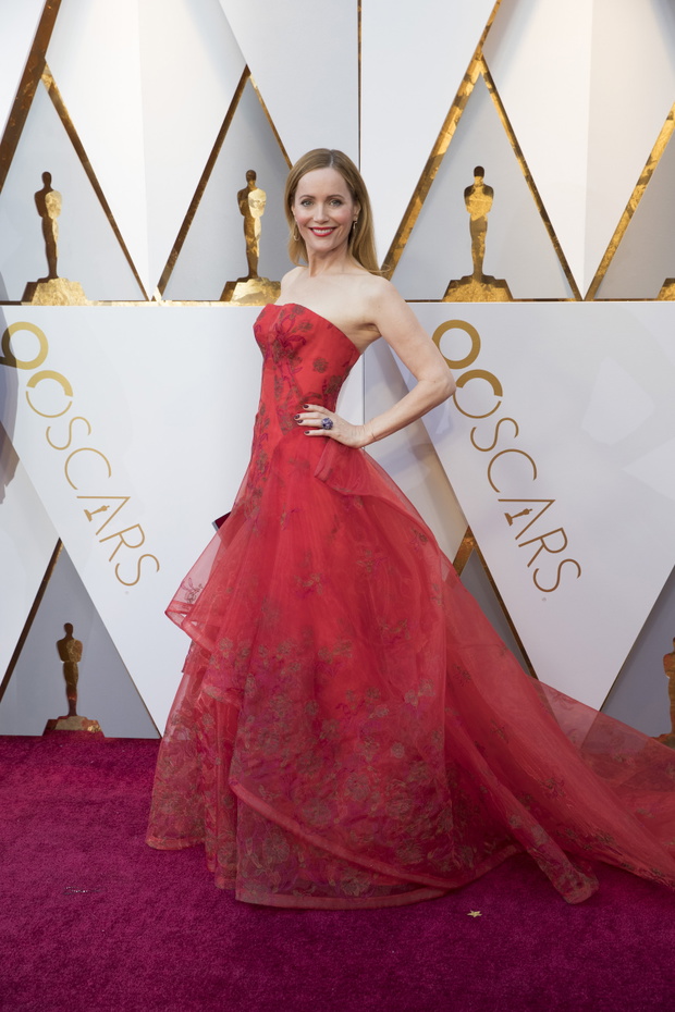 Oscars 2018: Leslie Mann w kreacji Zac Posen