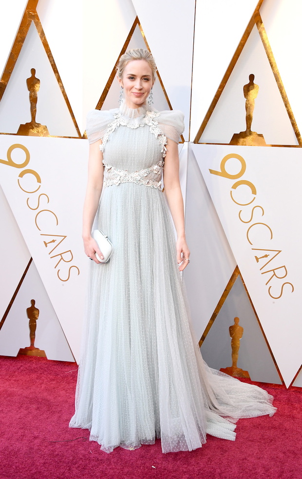 Oscary 2018: Emily Blunt w kreacji Schiaparelli