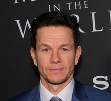 Mark Wahlberg i jego pensja za film „Wszystkie pieniądze świata” wywołały dyskusję w Hollywood