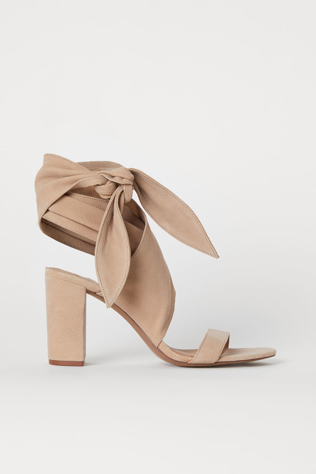 Zamszowe buty H&M, 279,99 zł