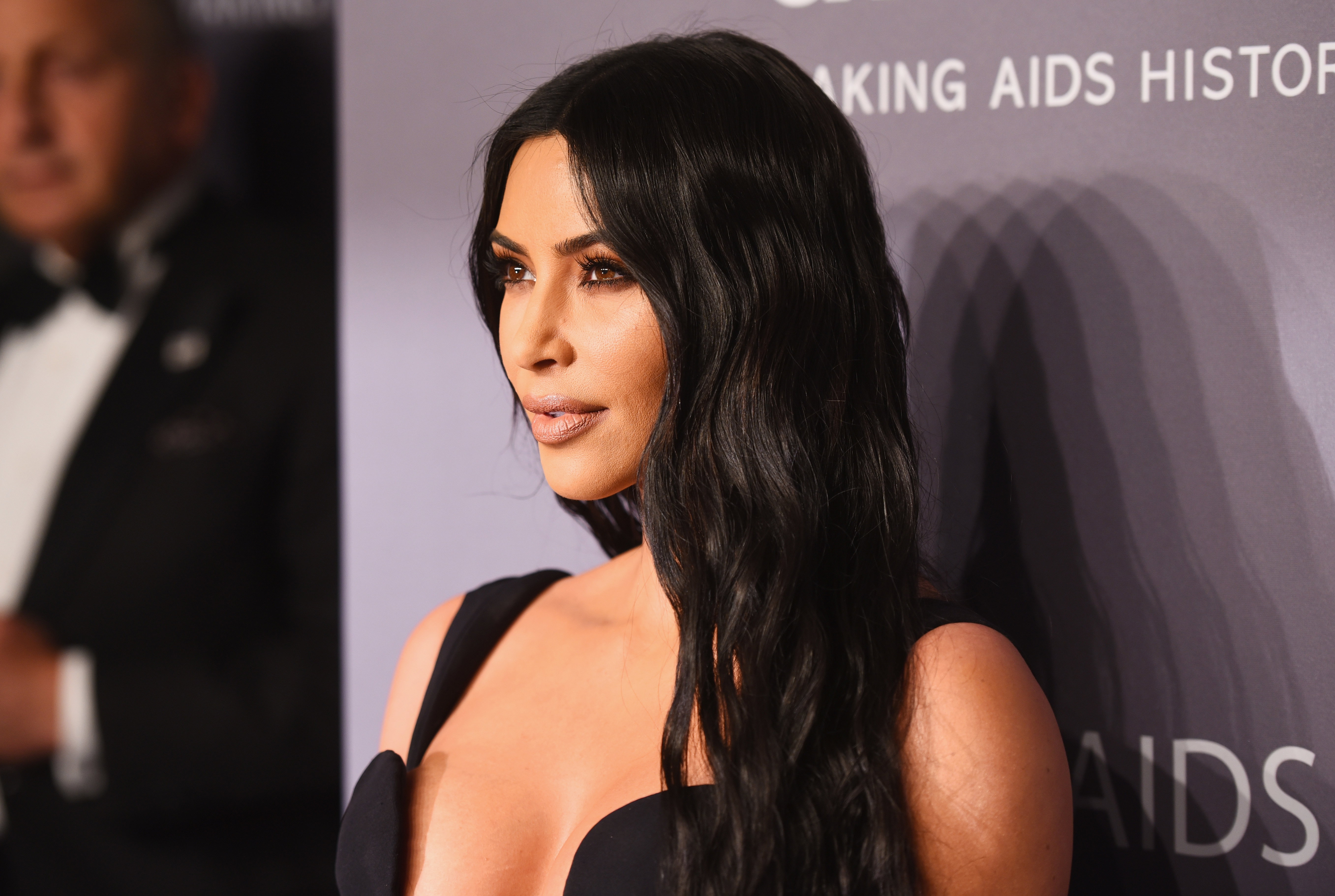Kim Kardashian zdradziła, ile czasu codziennie spędza przed lustrem!
