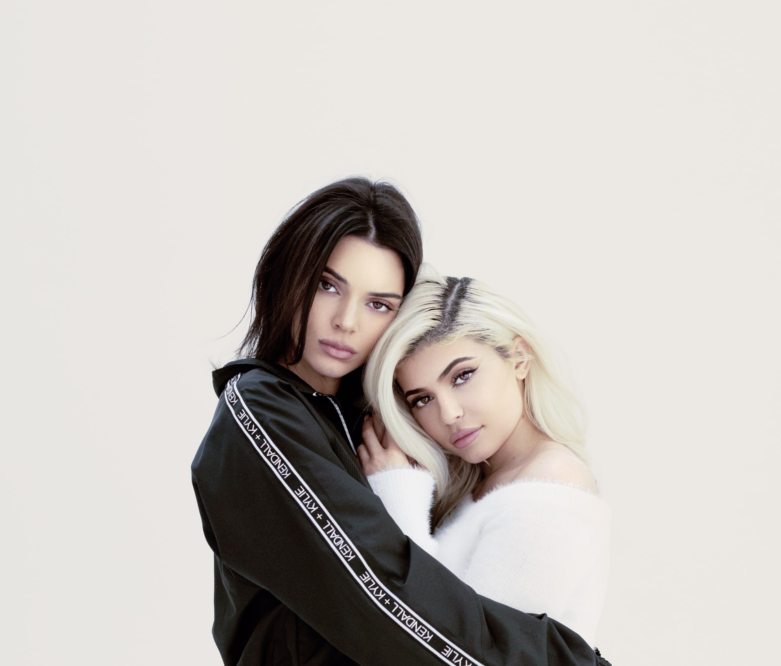 Kendall i Kylie Jenner stworzyły kolekcję torebek dla marki Deichmann