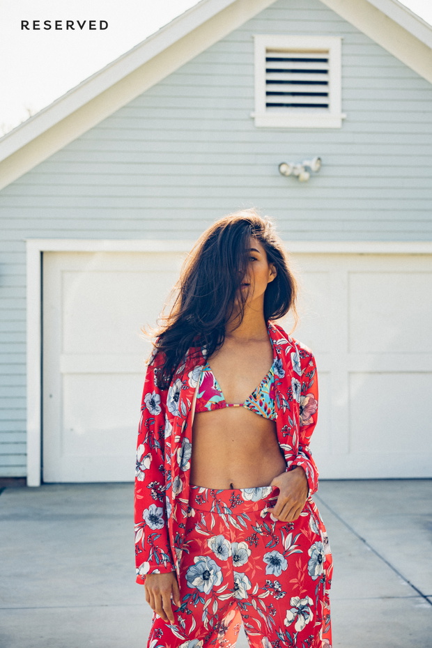 Retro vibes w nowej kampanii Reserved