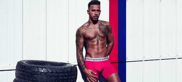 Lewis Hamilton łączy siły z Tommym Hilfigerem!