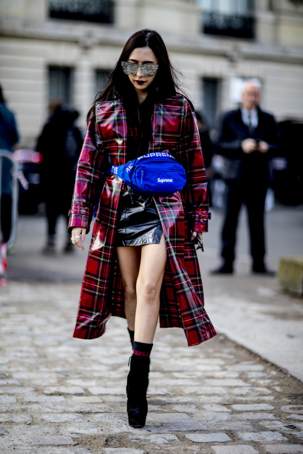Moda uliczna podczas Paris Fashion Week jesień-zima 2018/2019