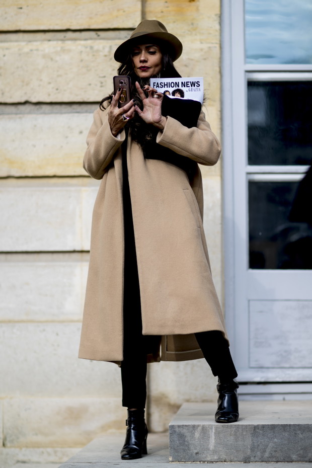 Moda uliczna podczas Paris Fashion Week jesień-zima 2018/2019