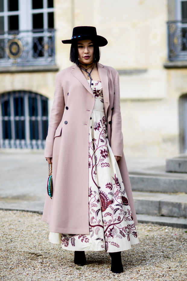 Moda uliczna podczas Paris Fashion Week jesień-zima 2018/2019