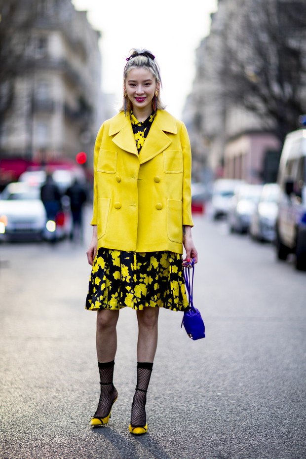 Moda uliczna podczas Paris Fashion Week jesień-zima 2018/2019