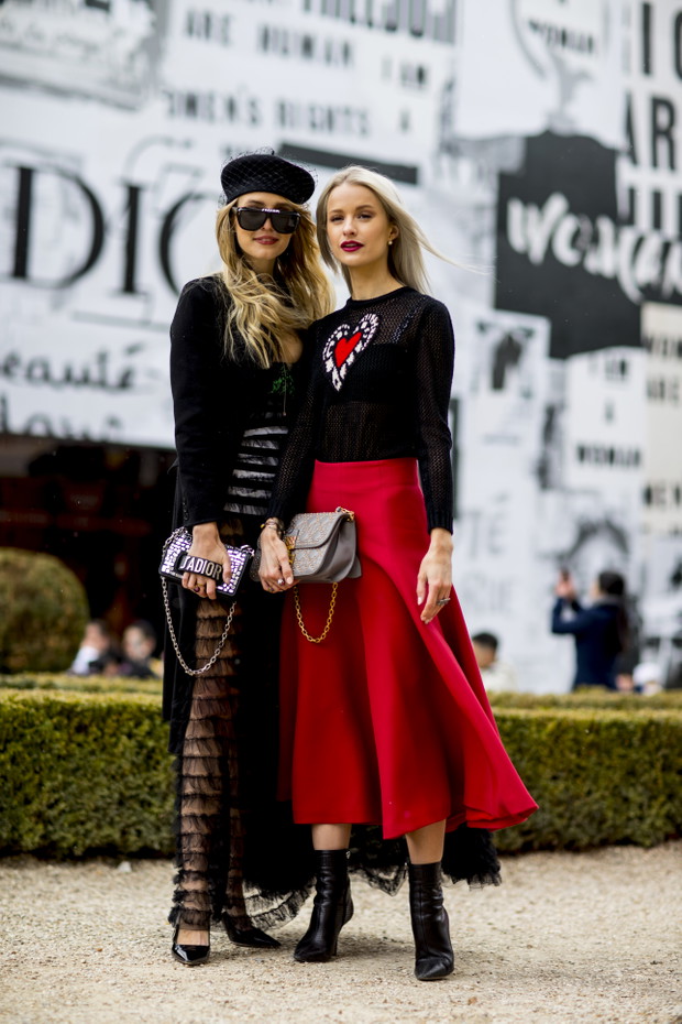 Moda uliczna podczas Paris Fashion Week jesień-zima 2018/2019