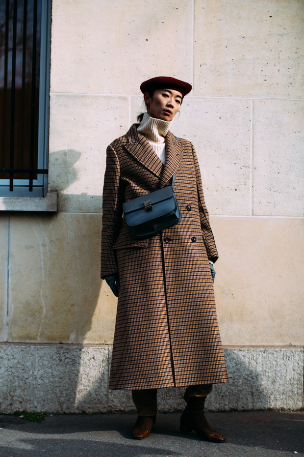 Moda uliczna podczas Paris Fashion Week jesień-zima 2018/2019
