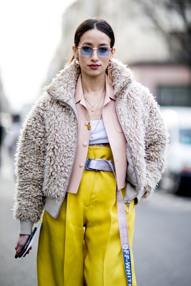 Moda uliczna podczas Paris Fashion Week jesień-zima 2018/2019