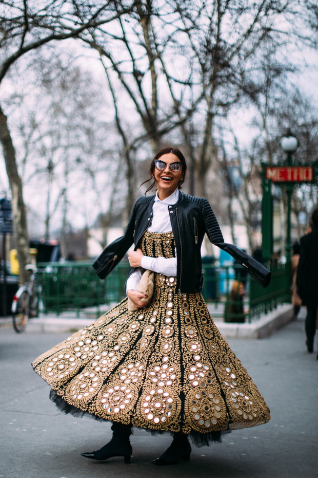 Moda uliczna podczas Paris Fashion Week jesień-zima 2018/2019
