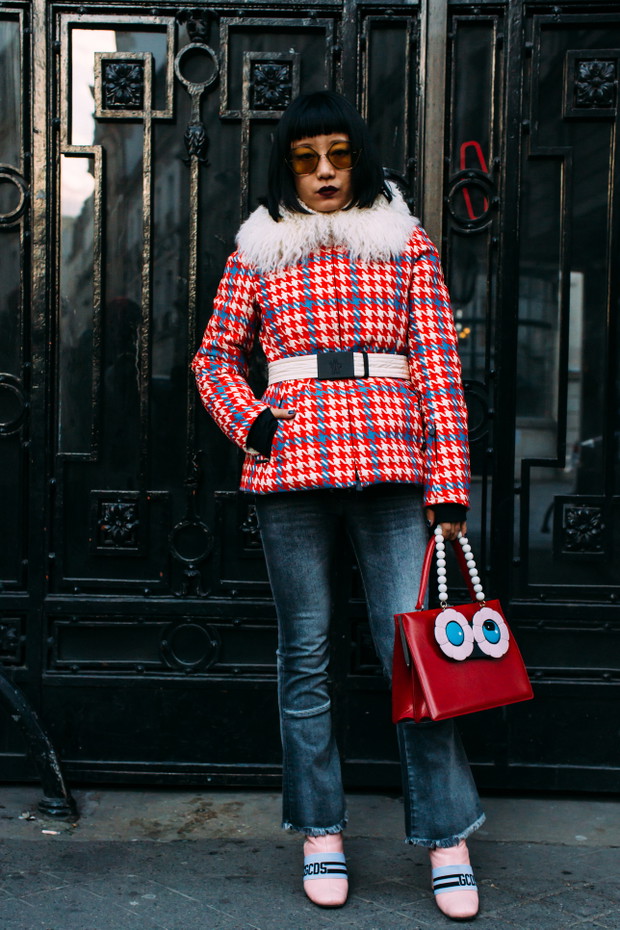 Moda uliczna podczas Paris Fashion Week jesień-zima 2018/2019