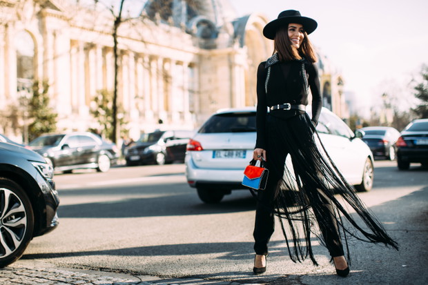 Moda uliczna podczas Paris Fashion Week jesień-zima 2018/2019