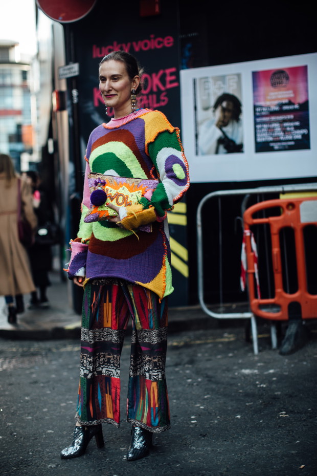 Najlepsze stylizacje mody ulicznej podczas London Fashion Week