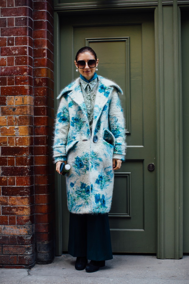 Najlepsze stylizacje mody ulicznej podczas London Fashion Week