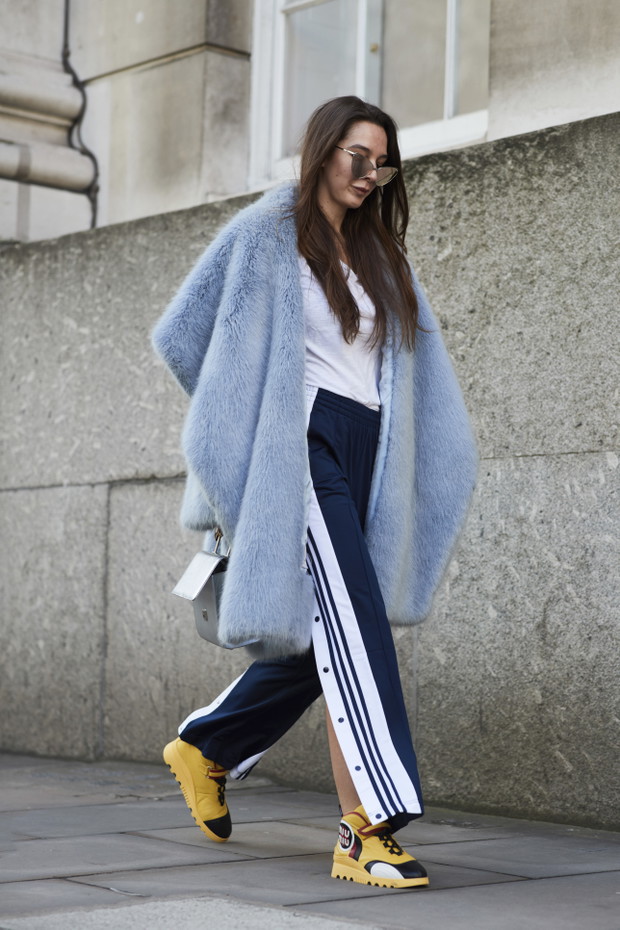 Najlepsze stylizacje mody ulicznej podczas London Fashion Week