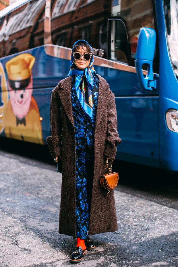 Najlepsze stylizacje mody ulicznej podczas London Fashion Week