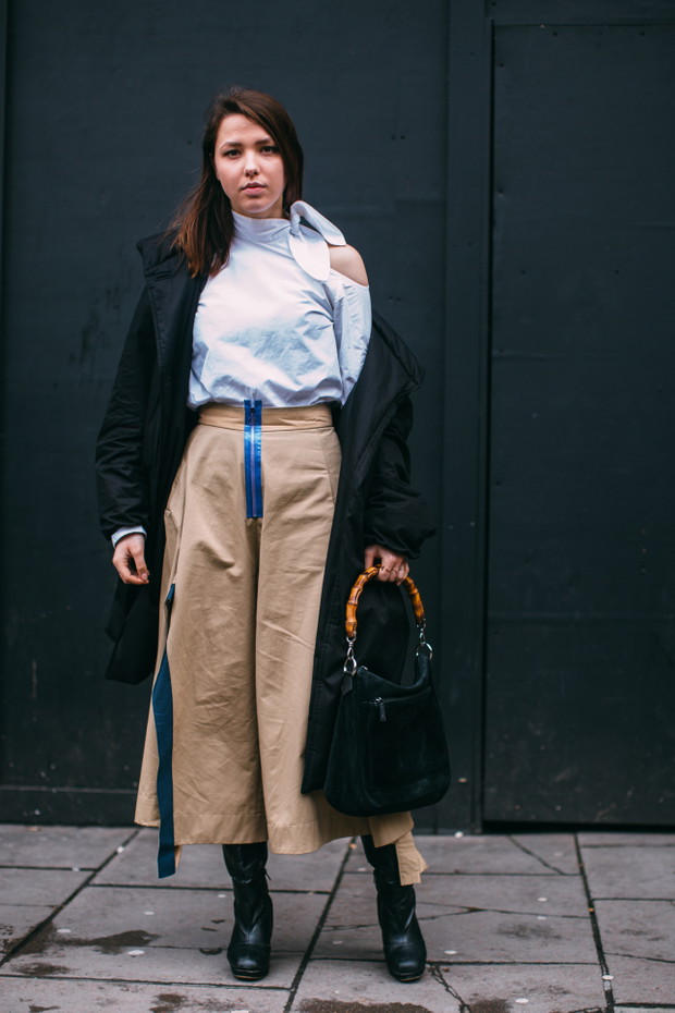 Najlepsze stylizacje mody ulicznej podczas London Fashion Week