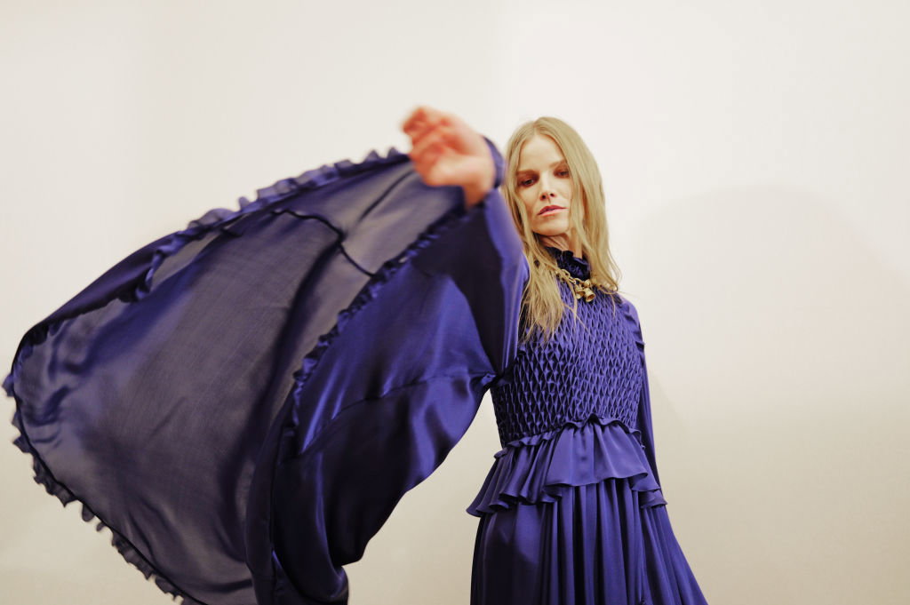 Zimmermann: Backstage - Paris Fashion Week - Womenswear Fall/Winter 2025-2026