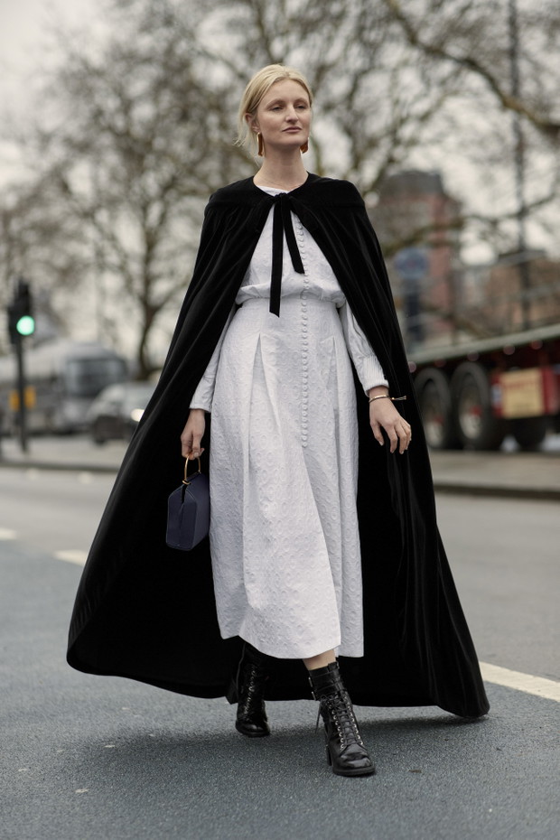 Najlepsze stylizacje mody ulicznej podczas London Fashion Week