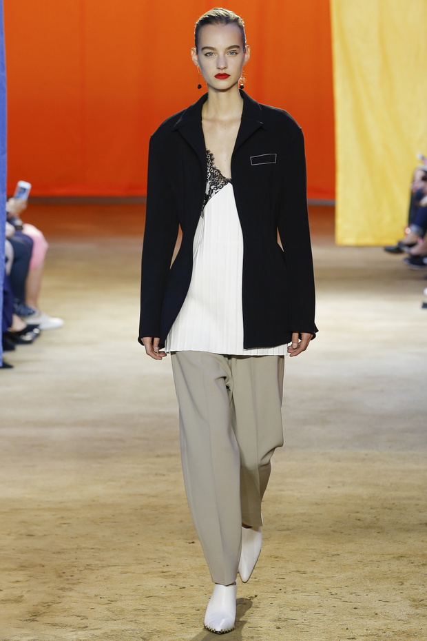 Pokaz kolekcji Celine ss 2016 na Paris Fashion Week_MON0190
