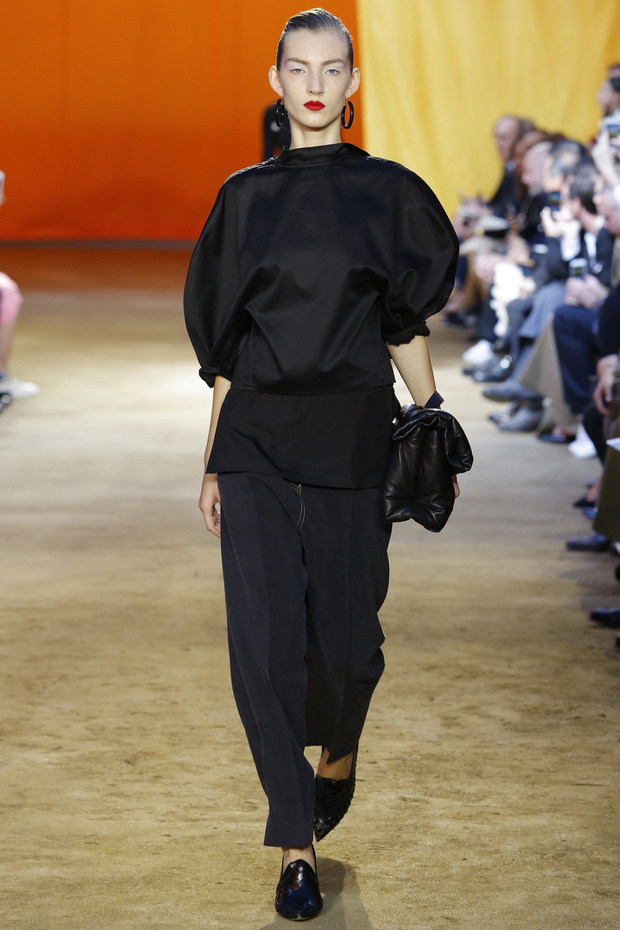 Pokaz kolekcji Celine ss 2016 na Paris Fashion Week_MON0335