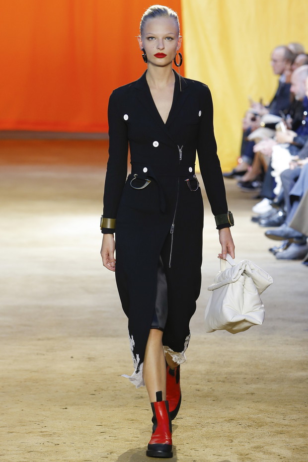 Pokaz kolekcji Celine ss 2016 na Paris Fashion Week_MON0362