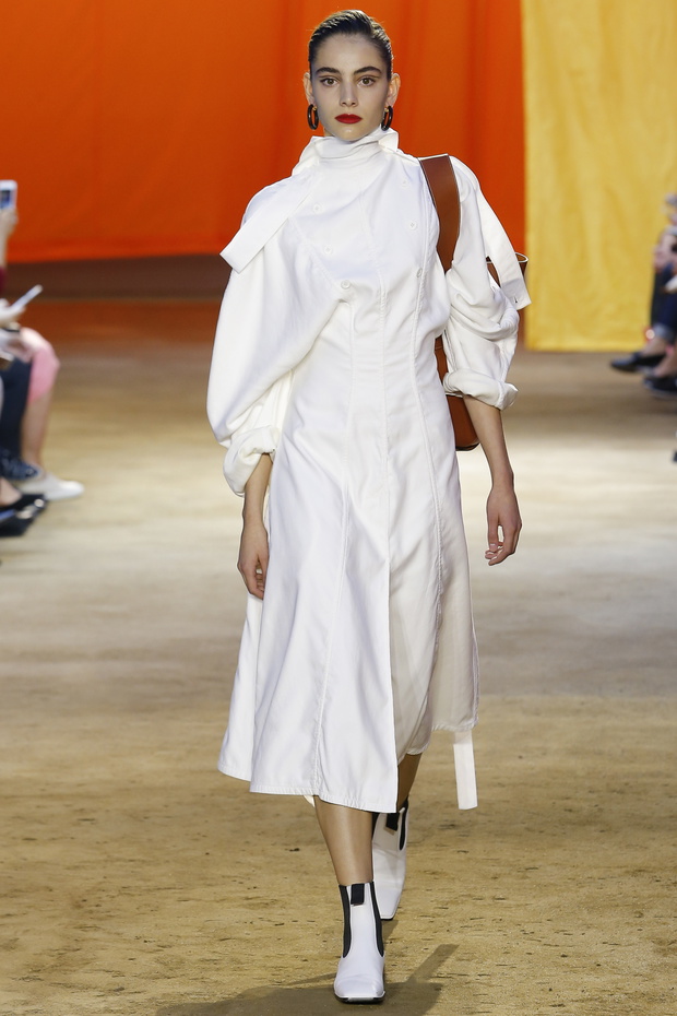 Pokaz kolekcji Celine ss 2016 na Paris Fashion Week_MON0478