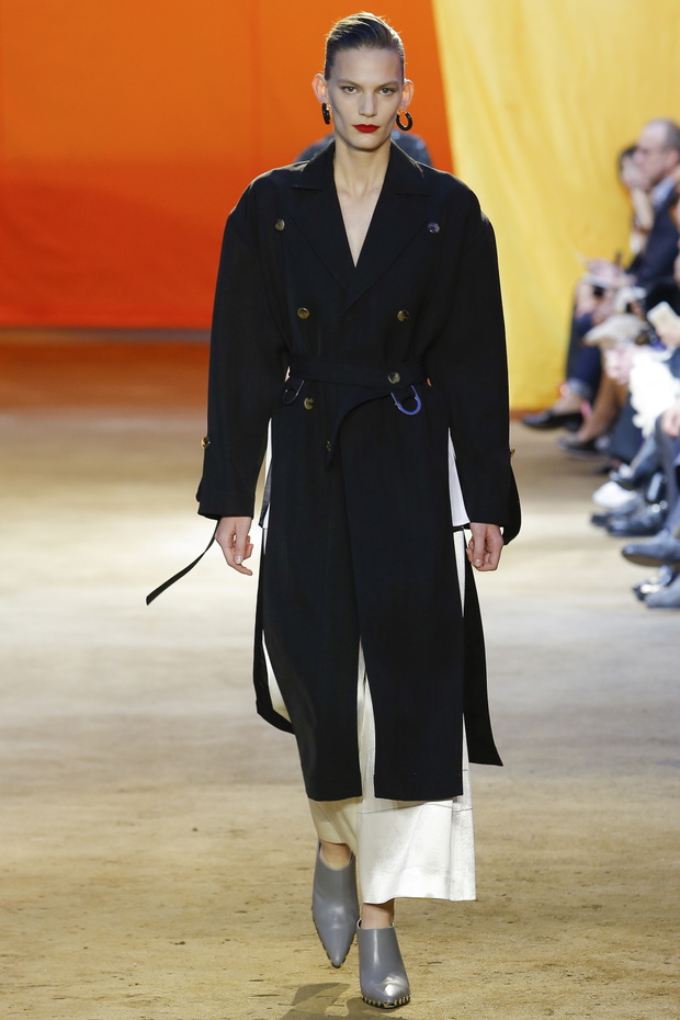 Pokaz kolekcji Celine ss 2016 na Paris Fashion Week_MON0637