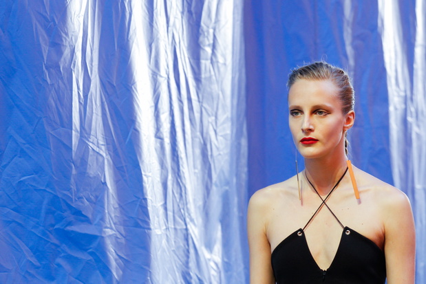 Scenografia pokazu Celine SS 2016 na Paris Fashion Weekceline_919_ss16