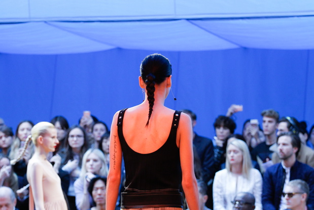 Scenografia pokazu Celine SS 2016 na Paris Fashion Weekceline_927_ss16