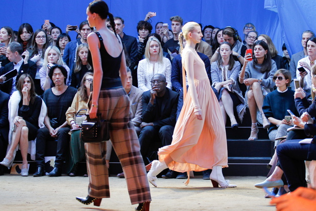 Scenografia pokazu Celine SS 2016 na Paris Fashion Weekceline_928_ss16