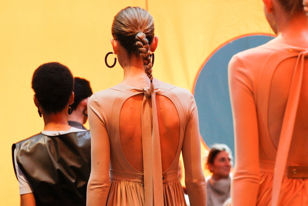 Scenografia pokazu Celine SS 2016 na Paris Fashion Weekceline_943_ss16