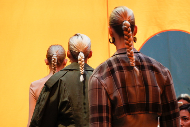 Scenografia pokazu Celine SS 2016 na Paris Fashion Weekceline_945_ss16