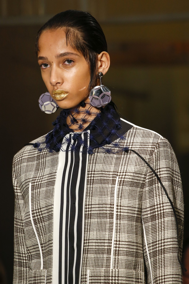 Detale na pokazie Prada SS 2016 na Milan Fashion Week, fot. indigital images_A2X0123