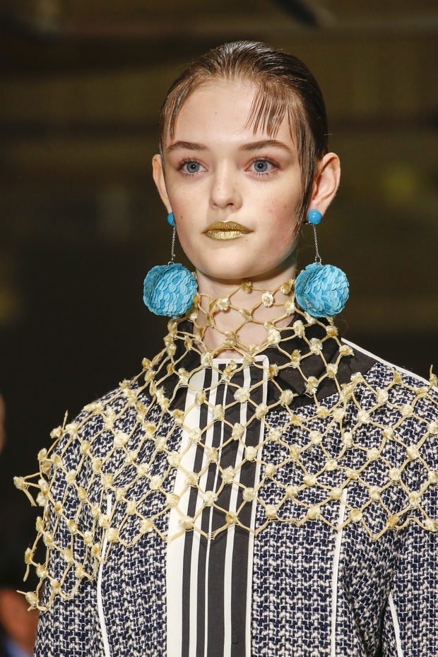 Detale na pokazie Prada SS 2016 na Milan Fashion Week, fot. indigital images_A2X0193