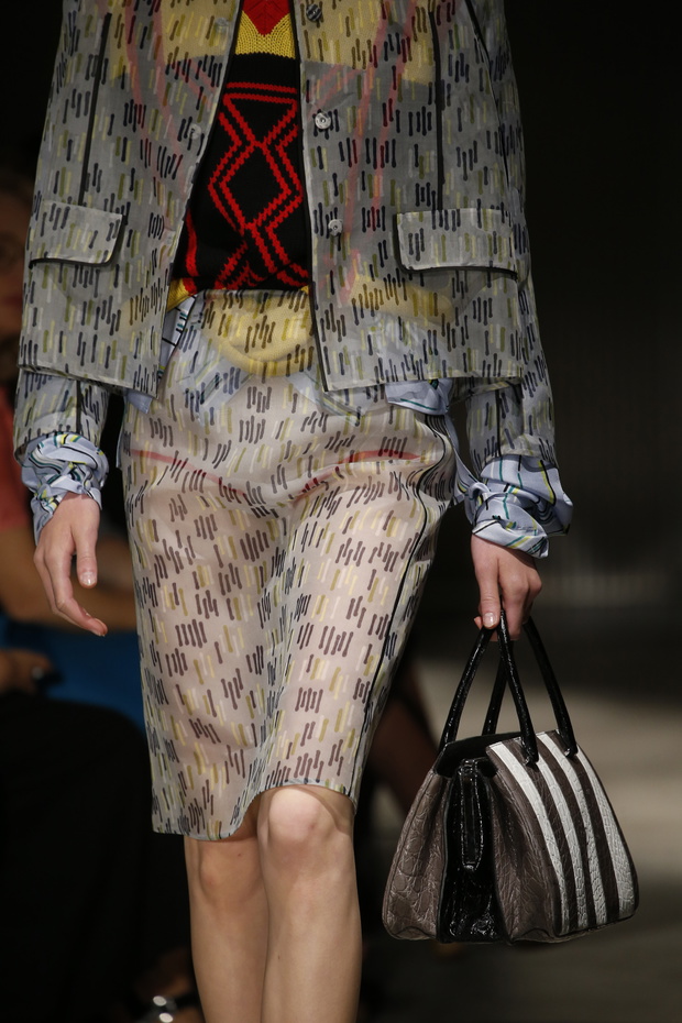 Detale na pokazie Prada SS 2016 na Milan Fashion Week, fot. indigital images_A2X0282