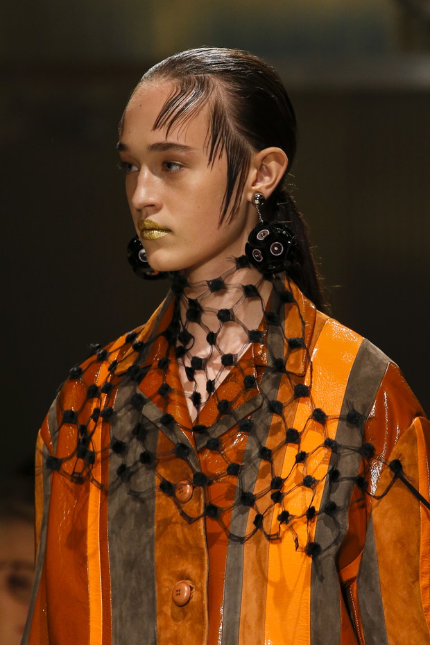 Detale na pokazie Prada SS 2016 na Milan Fashion Week, fot. indigital images_A2X0433