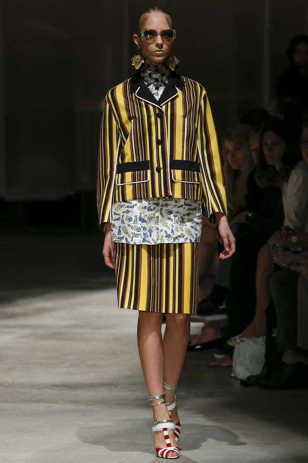 Pokaz kolekcji Prada SS 2016 na Fashion Week w Mediolanie, fot. indigital images_MON0274