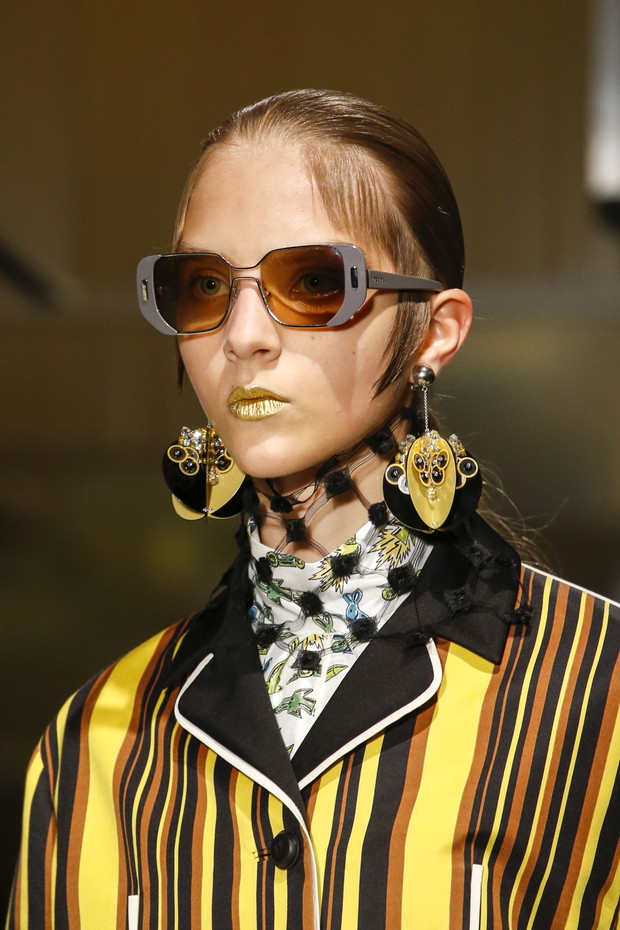 Detale na pokazie Prada SS 2016 na Milan Fashion Week, fot. indigital images_A2X0664