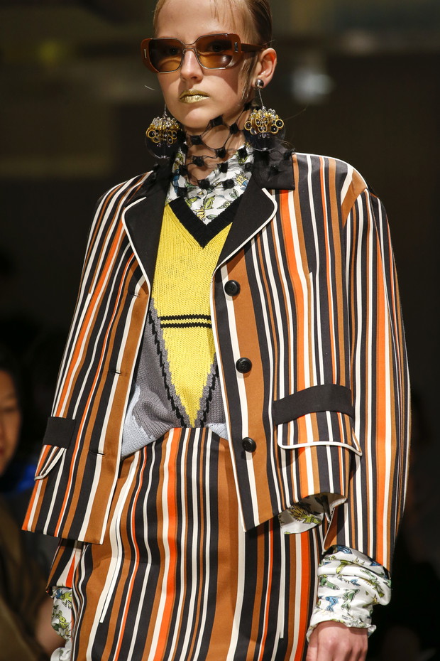 Detale na pokazie Prada SS 2016 na Milan Fashion Week, fot. indigital images_A2X0687