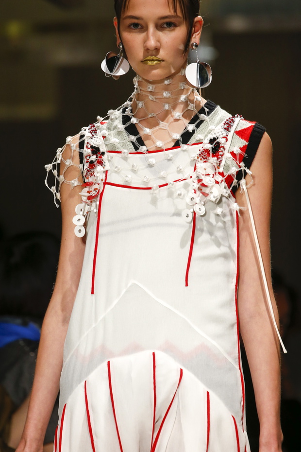 Detale na pokazie Prada SS 2016 na Milan Fashion Week, fot. indigital images_A2X0818