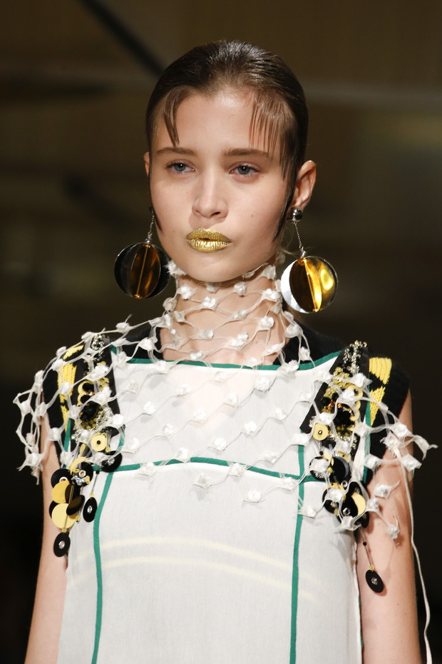 Detale na pokazie Prada SS 2016 na Milan Fashion Week, fot. indigital images_A2X0862