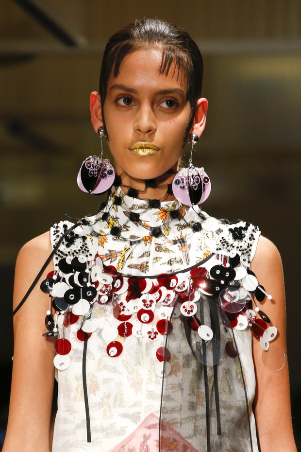 Detale na pokazie Prada SS 2016 na Milan Fashion Week, fot. indigital images_A2X1137