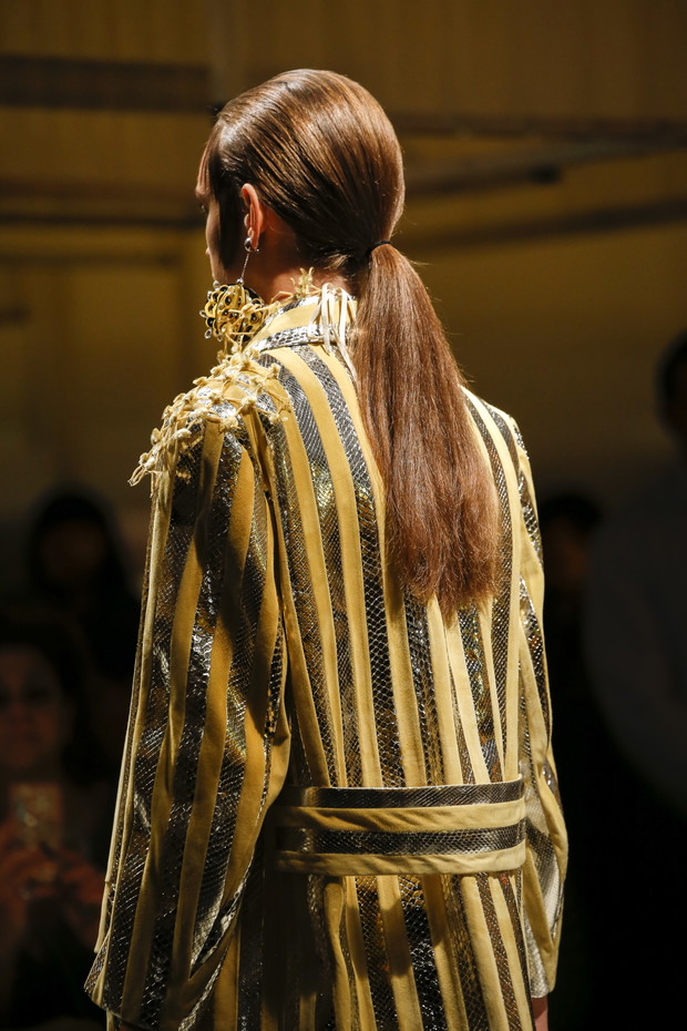 Detale na pokazie Prada SS 2016 na Milan Fashion Week, fot. indigital images_A2X1312