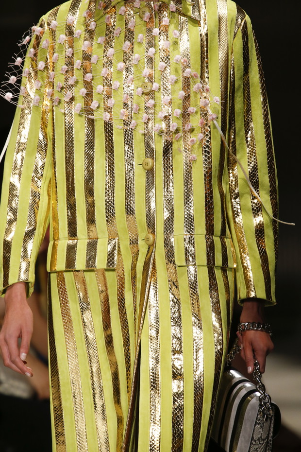 Detale na pokazie Prada SS 2016 na Milan Fashion Week, fot. indigital images_A2X1326