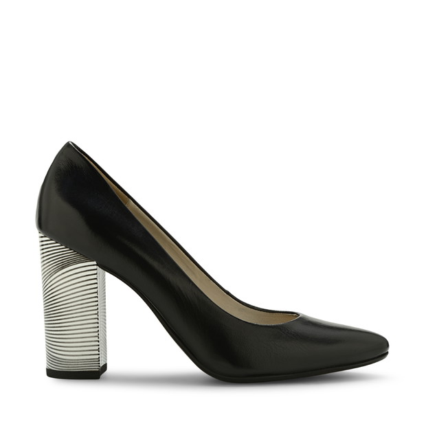 buty na jesień Ryłko, skóra licowa, 299,99